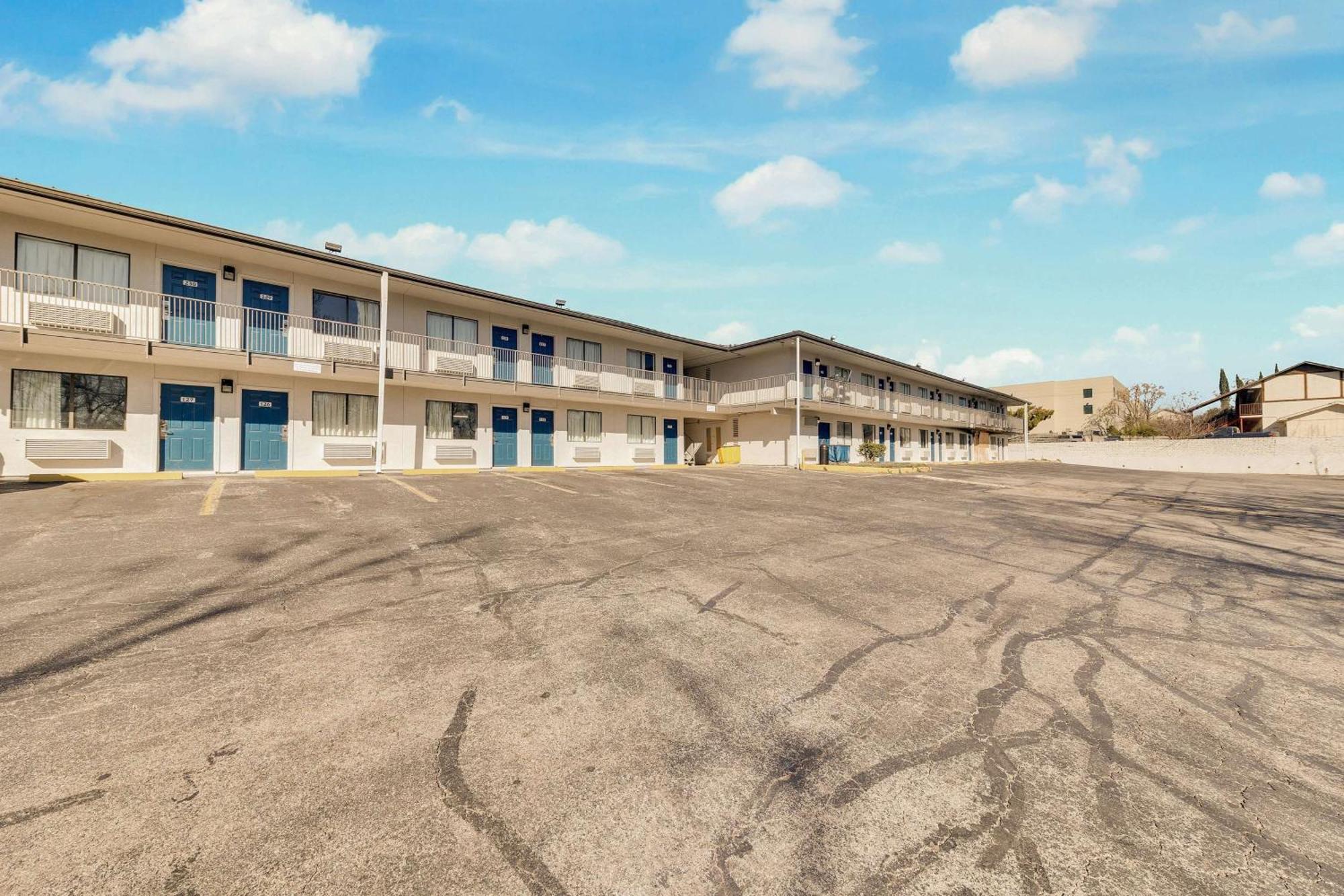 Motel 6-Austin, Tx - Airport - South Exterior foto